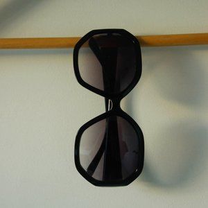 Oversize Black Octogonal Sunglasses